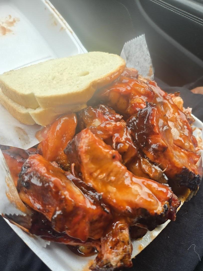 Woo Woo's Bar B Que